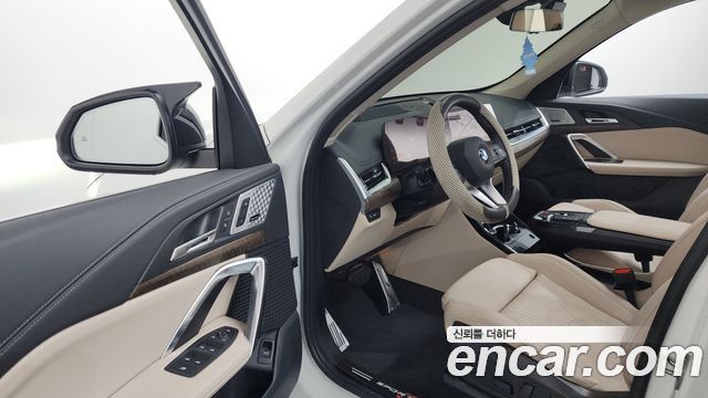 BMW X1 (U11) xDrive 20i xLine 2024 — фото 10