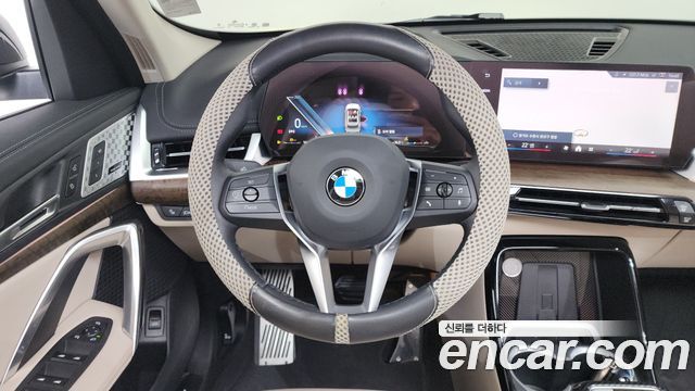 BMW X1 (U11) xDrive 20i xLine 2024 — фото 14