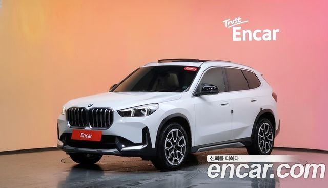 BMW X1 (U11) xDrive 20i xLine 2024 — фото 1