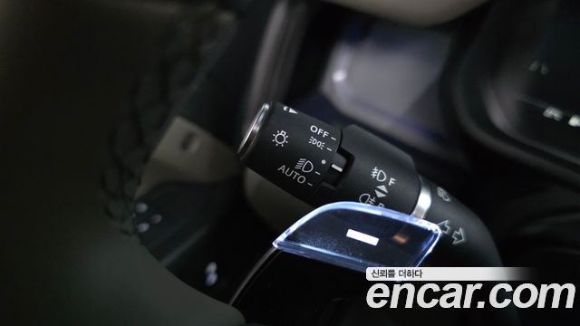 Land Rover Defender (L663) 110 P635 Octa Edition 1 2025 — фото 36