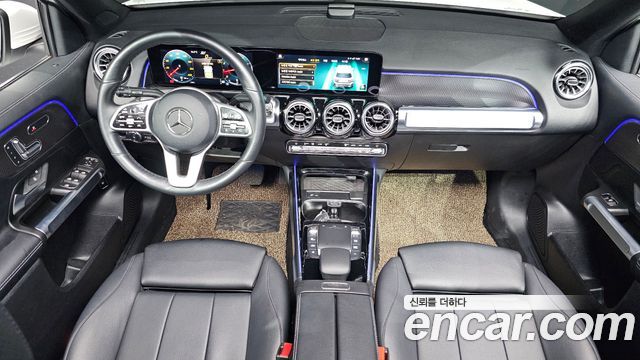 Mercedes-Benz GLB-Class (X247) GLB220 2021 — фото 7