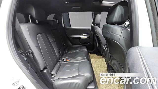 Mercedes-Benz GLB-Class (X247) GLB220 2021 — фото 11