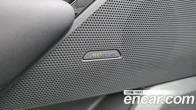 Land Rover Range Rover Velar 2.0 P250 Dynamic SE 2026 — фото 14