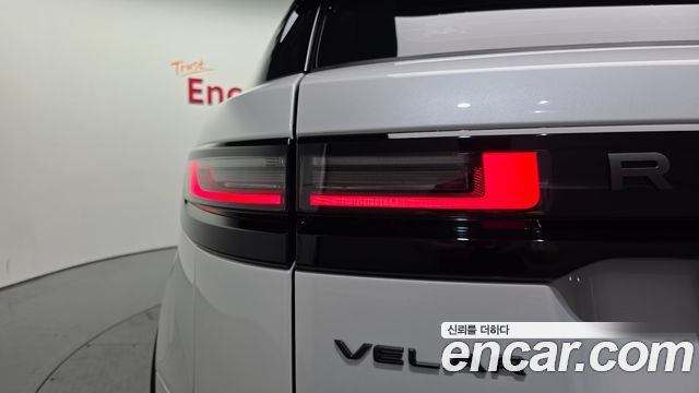 Land Rover Range Rover Velar 2.0 P250 Dynamic SE 2026 — фото 19