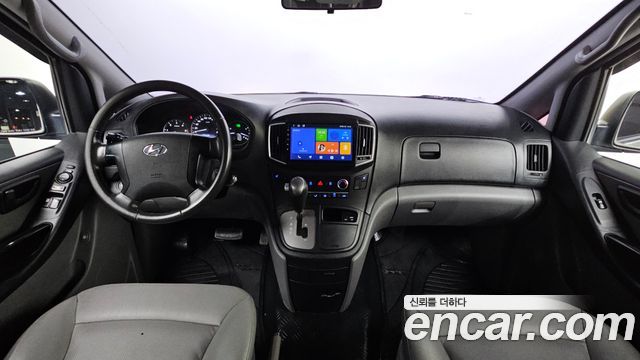 Hyundai Grand Starex Van 5-Seater Smart 2019 — фото 7