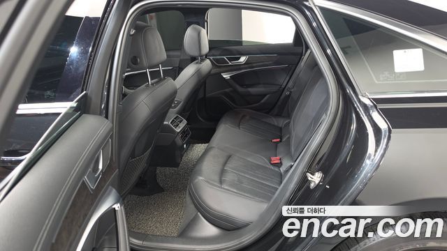 Audi A6 (C8) 45 TDI Quattro Premium 2020 — фото 11