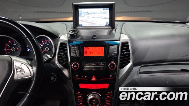 KG Mobility (SsangYong) Tivoli VX 2WD 2015 — фото 14
