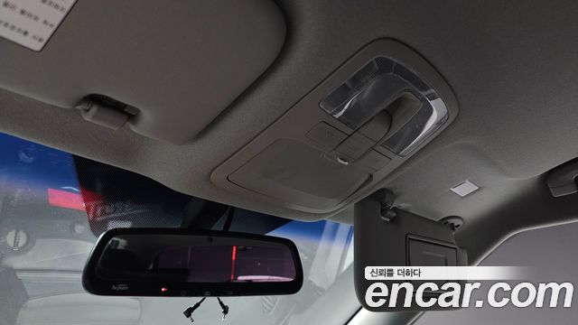 KG Mobility (SsangYong) Tivoli VX 2WD 2015 — фото 19