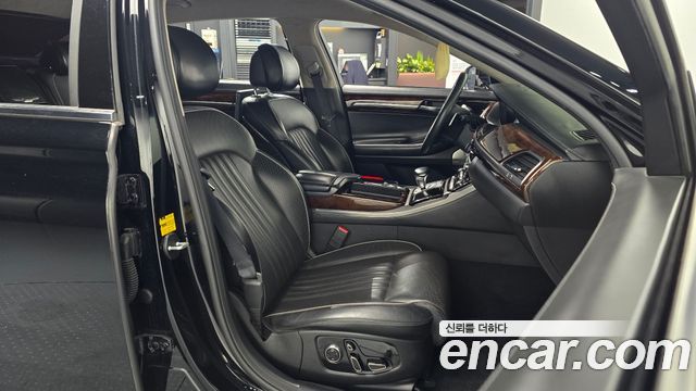 Genesis EQ900 5.0 GDI AWD Prestige 2016 — фото 10