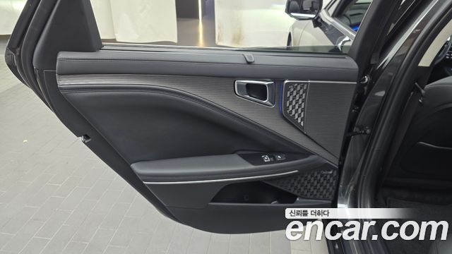 Kia K8 Hybrid Signature 2025 — фото 25