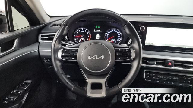 Kia K5 (III) 2.0 Prestige 2022 — фото 14