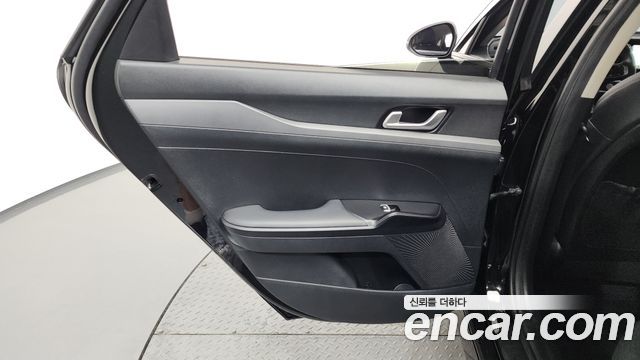 Kia K5 (III) 2.0 Prestige 2022 — фото 25
