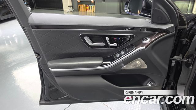 Mercedes-Benz S-Class (W223) S500L 4MATIC 2021 — фото 24