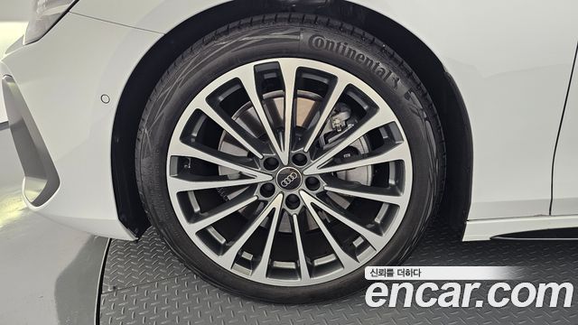 Audi A6 (C9) 45 TFSI Quattro S Line 2026 — фото 5