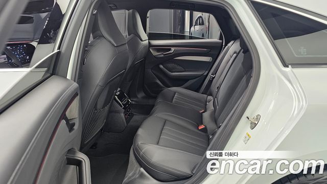 Audi A6 (C9) 45 TFSI Quattro S Line 2026 — фото 12