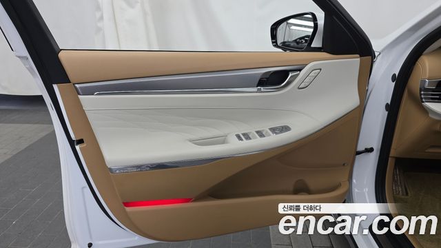 Hyundai Grandeur Hybrid (IG) Calligraphy 2020 — фото 24