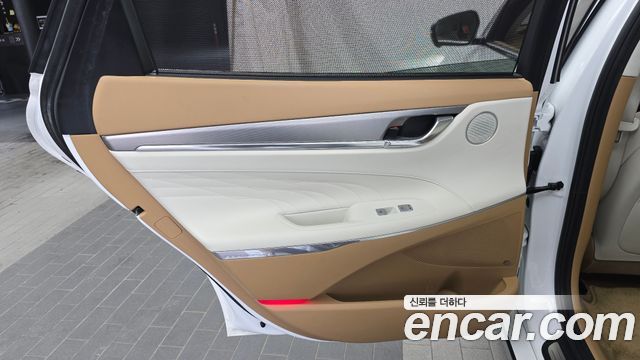 Hyundai Grandeur Hybrid (IG) Calligraphy 2020 — фото 25