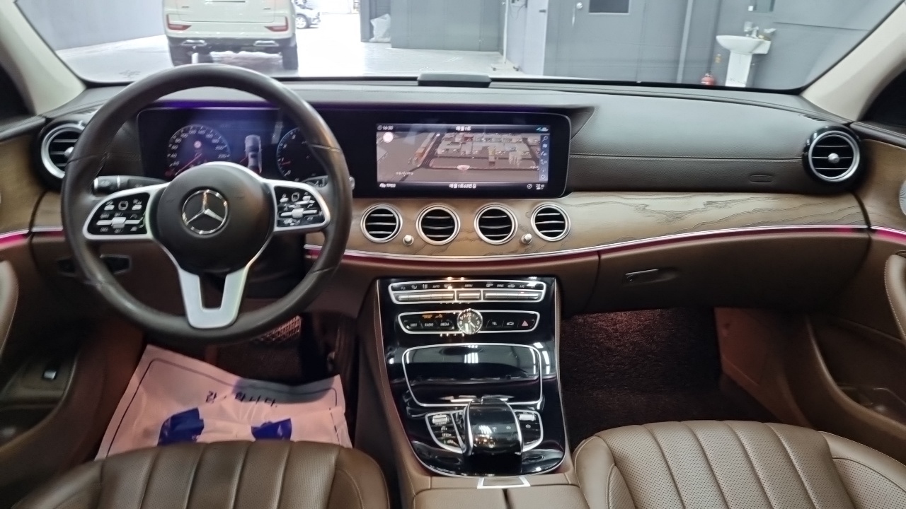 Mercedes-Benz E-Class (W213) E300 4MATIC Exclusive 2020 — фото 8