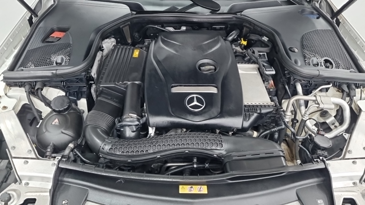 Mercedes-Benz E-Class (W213) E300 4MATIC Exclusive 2020 — фото 22