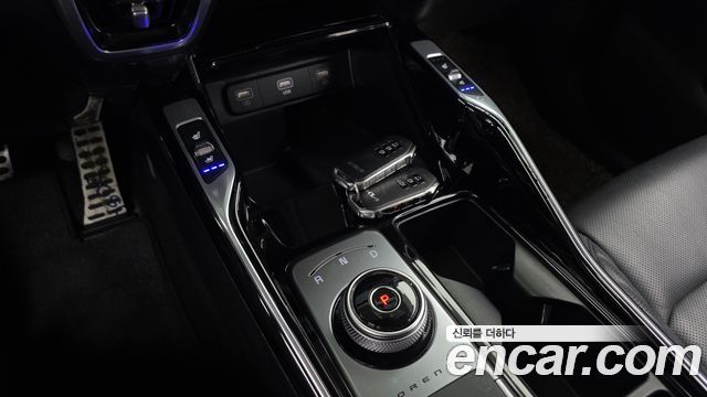Kia Sorento (IV) Gasoline 2.5T 2WD Gravity 2023 — фото 9