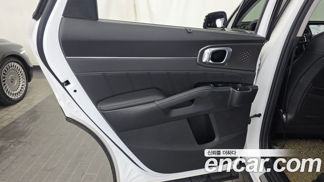 Kia Sorento (IV) Gasoline 2.5T 2WD Gravity 2023 — фото 25