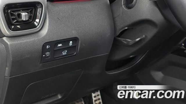 Kia Sorento (IV) Gasoline 2.5T 2WD Gravity 2023 — фото 33