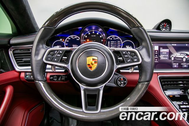 Porsche Panamera (971) 3.0 AWD 2018 — фото 18