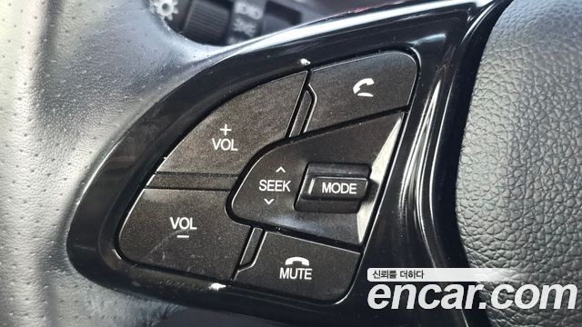 KG Mobility (SsangYong) Tivoli LX 2WD 2017 — фото 15