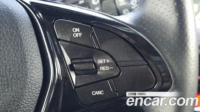KG Mobility (SsangYong) Tivoli LX 2WD 2017 — фото 16