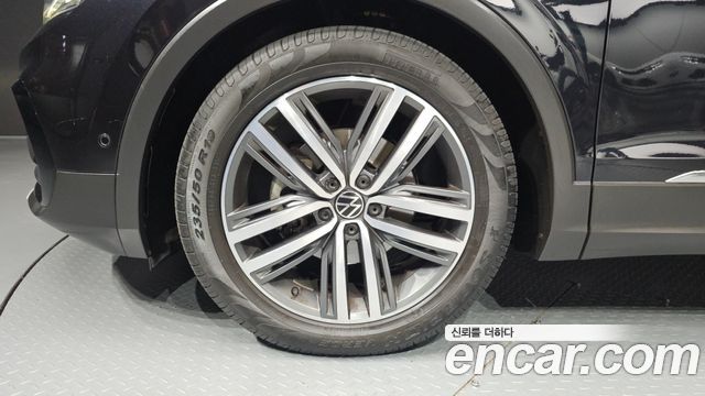Volkswagen Tiguan (II) 2.0 TDI Prestige 2022 — фото 5