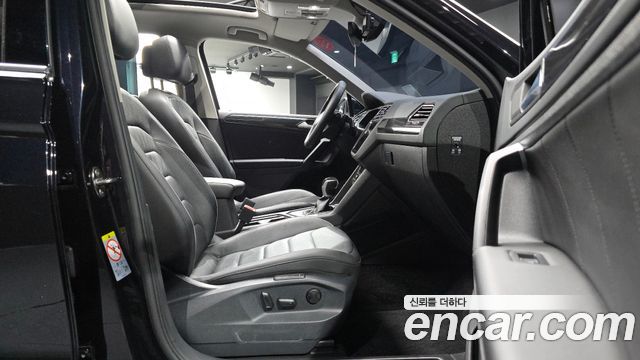 Volkswagen Tiguan (II) 2.0 TDI Prestige 2022 — фото 32