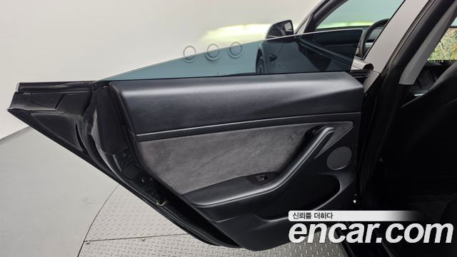 Tesla Model 3 Long Range AWD 2021 — фото 25