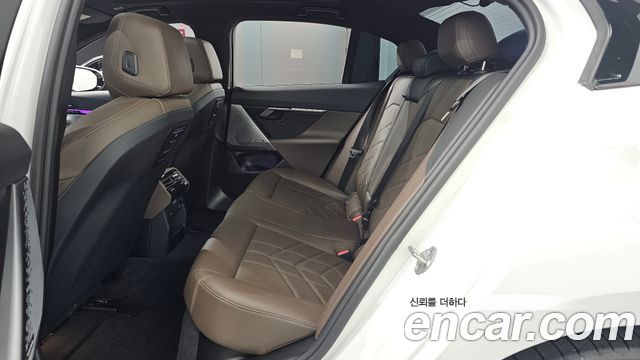 BMW 5 Series (G60) 523d M Sport 2025 — фото 12