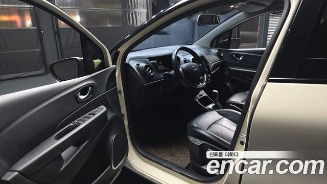 Renault Korea QM3 RE 2018 — фото 10