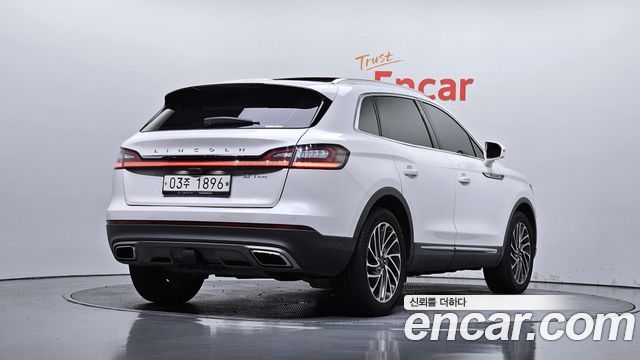 Lincoln Nautilus (I) 2.7 Reserve AWD 2019 — фото 2