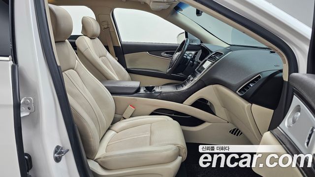 Lincoln Nautilus (I) 2.7 Reserve AWD 2019 — фото 11