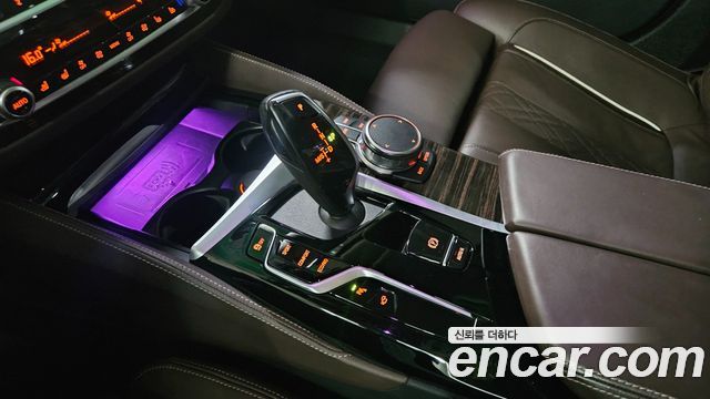 BMW 5 Series (G30) 523d Luxury 2023 — фото 9