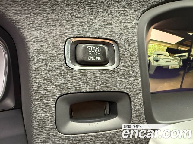 Volvo V60 Polester 2018 — фото 15