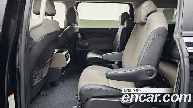 Kia Carnival (IV) Gasoline 9-Seater Prestige 2025 — фото 12