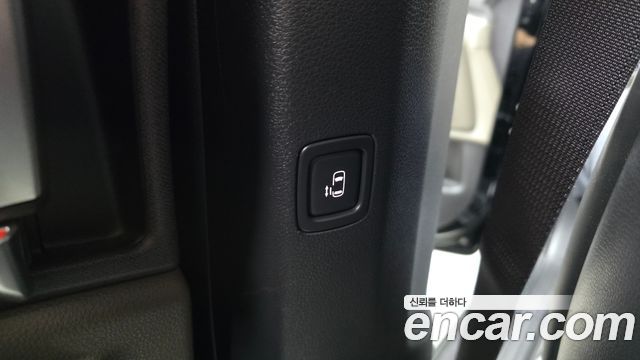 Kia Carnival (IV) Gasoline 9-Seater Prestige 2025 — фото 18