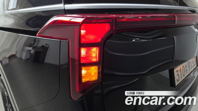 Kia Carnival (IV) Gasoline 9-Seater Prestige 2025 — фото 23