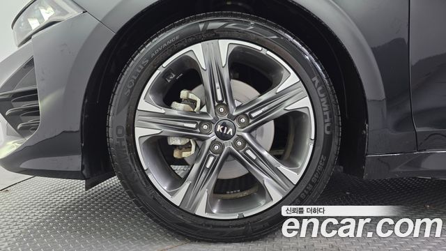 Kia K5 (III) 2.0 LPI Signature 2020 — фото 5