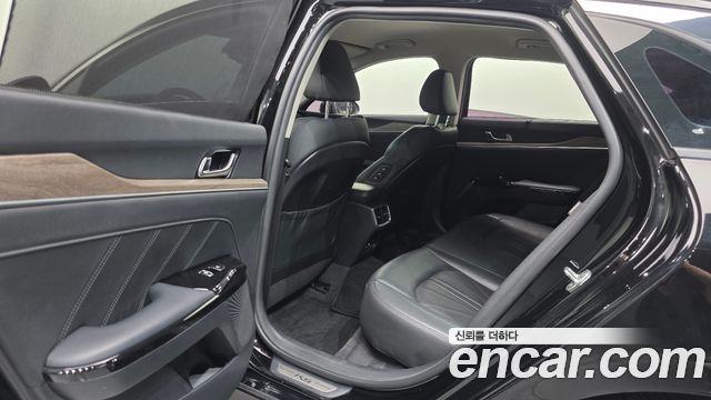 Kia K5 (III) 2.0 LPI Signature 2020 — фото 16