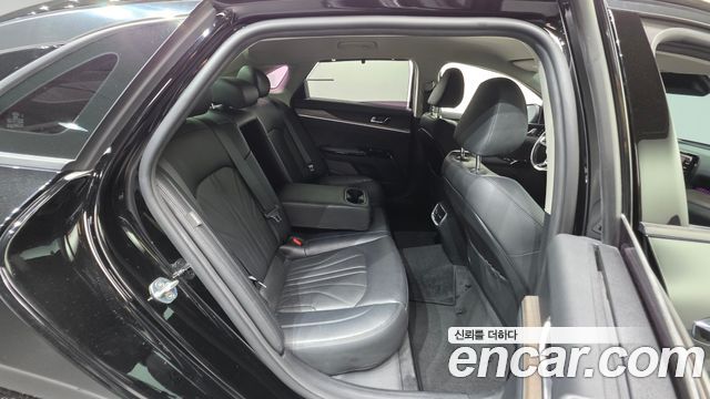 Kia K5 (III) 2.0 LPI Signature 2020 — фото 18