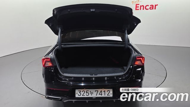 Kia K5 (III) 2.0 LPI Signature 2020 — фото 19