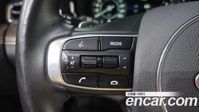 Kia K5 (III) 2.0 LPI Signature 2020 — фото 33