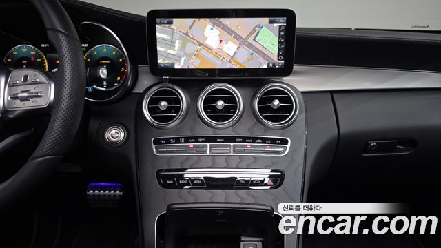 Mercedes-Benz C-Class (W205) C200 Coupe 2023 — фото 14