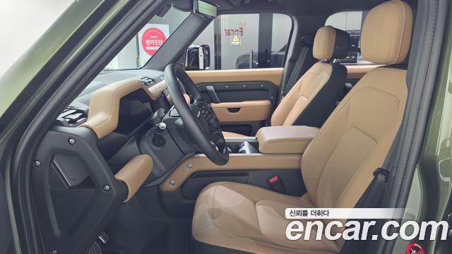 Land Rover Defender (L663) 110 P400 X 2026 — фото 3