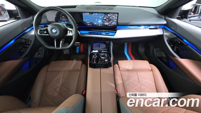 BMW 5 Series (G60) 530e xDrive M Sport 2026 — фото 7