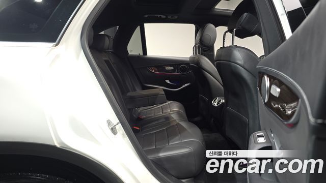 Mercedes-Benz GLC-Class (X253) GLC300 4MATIC 2020 — фото 12